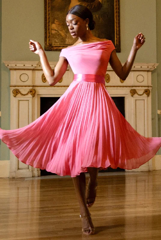 Red bridesmaid dress for bold wedding style -Goddiva Cowl Neck Pleated A-Line Chiffon Midi Dress - Coral Red bridesmaid dress for bold wedding style -Goddiva Cowl Neck Pleated A-Line Chiffon Midi Dress - Coral