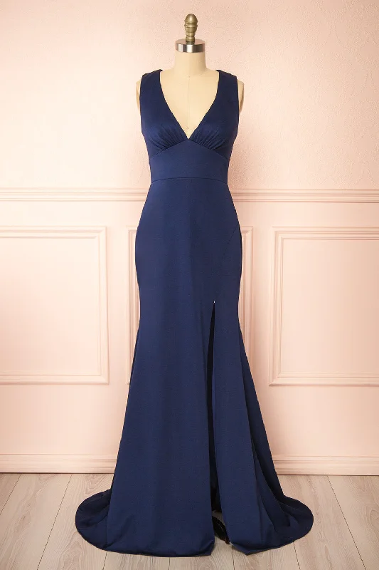 Gorgeous bridesmaid dress for destination wedding -Diaz Navy | Maxi Dress w/ Train