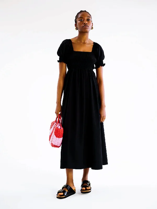Cozy day dress for chilly days -Megan Shirred Detail Dress in Black