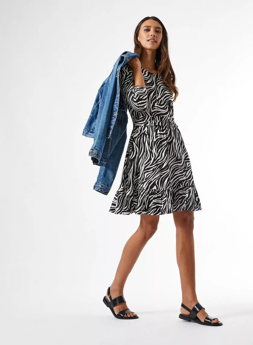 Women’s gold prom dress for elegant and luxurious style -Black Zebra Print Ruched Waist Dress