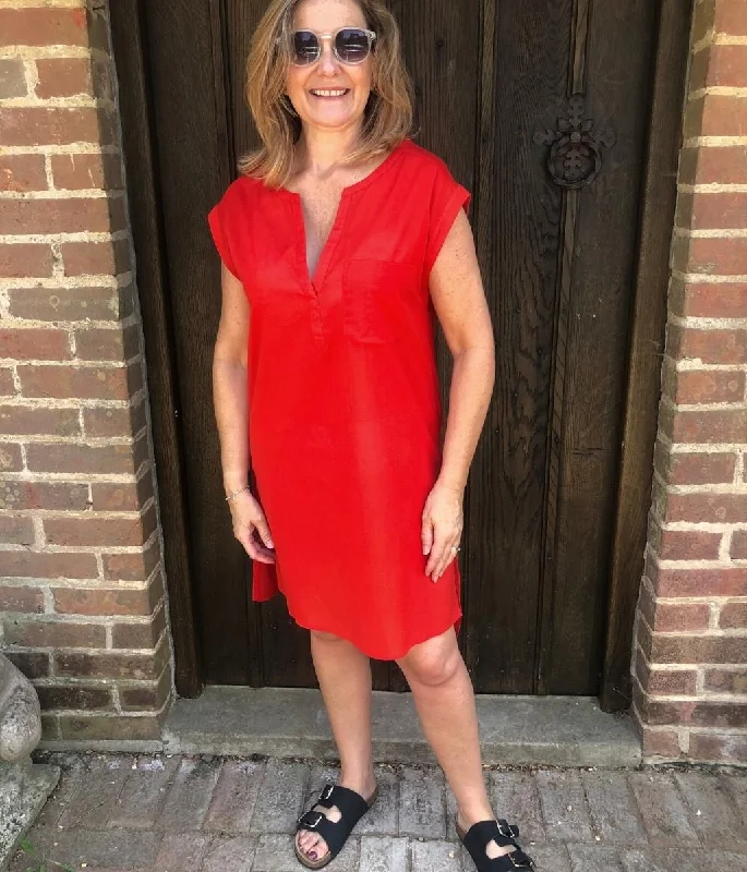 Women's wrap dresses with festival-inspired jewelry-Red Beach Tunic Dress