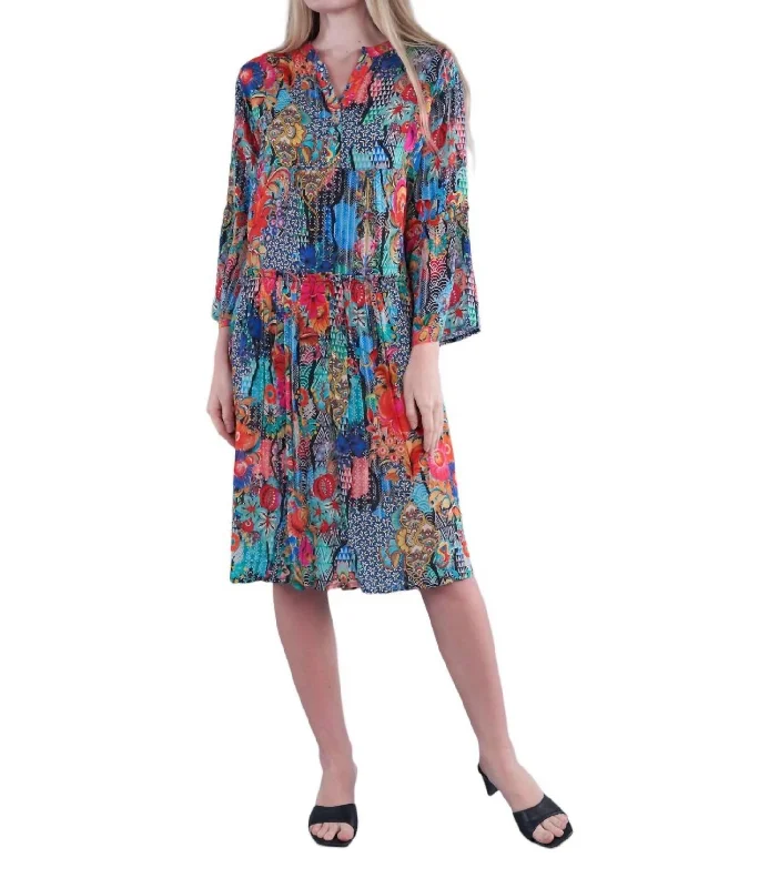 Wrap dresses for summer wedding guest fashion styles-Ashley Floral Print Button Tunic Dress In Blue Wrap dresses for summer wedding guest fashion styles-Ashley Floral Print Button Tunic Dress In Blue