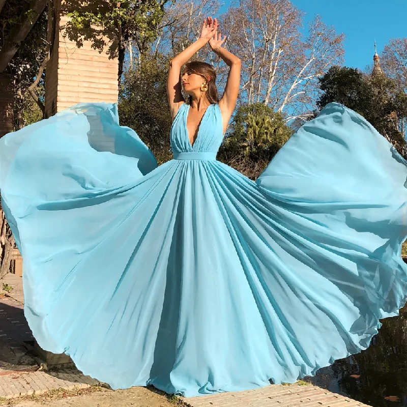 Women’s party dress with plunging neckline -A-Line V-Neck Floor-Length Chiffon Prom Dresses gh2336 Women’s party dress with plunging neckline -A-Line V-Neck Floor-Length Chiffon Prom Dresses gh2336