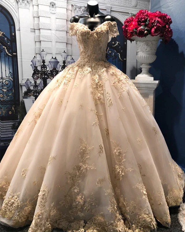 Women’s body-hugging dress for a party look -champagne ball gown prom dress Quinceanera Dresses gh2314 Women’s body-hugging dress for a party look -champagne ball gown prom dress Quinceanera Dresses gh2314