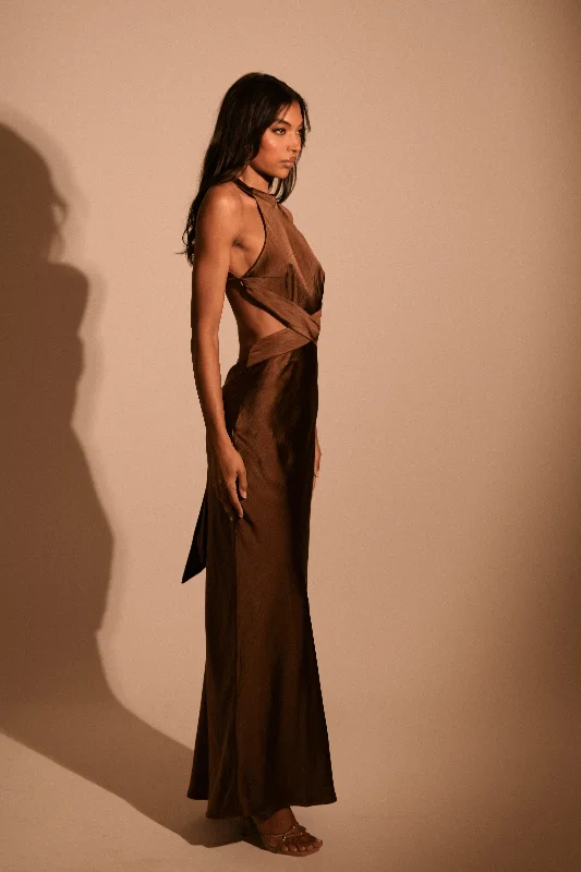 Women’s party dress with three-quarter sleeves -Nalani Satin Halter Maxi Dress - Chocolate Women’s party dress with three-quarter sleeves -Nalani Satin Halter Maxi Dress - Chocolate