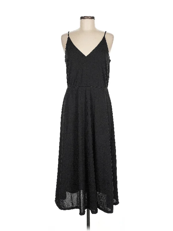 Cocktail dress with balloon sleeves for fashion-forward look -Cocktail Dress
