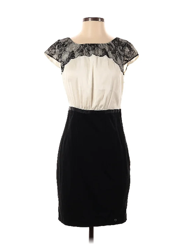 Cocktail dress with A-line skirt for flattering silhouette -Cocktail Dress