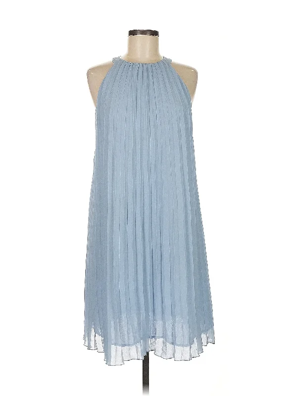Cocktail dress with color-block design for a bold look -Cocktail Dress