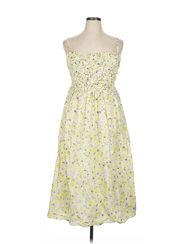 Cocktail dress with high collar for chic style -Cocktail Dress