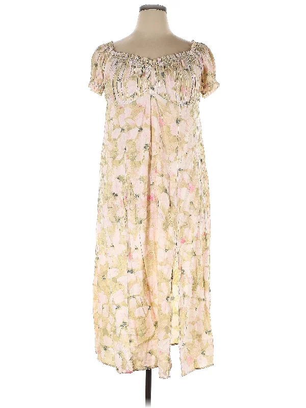 Cocktail dress with stretch fabric for comfort -Cocktail Dress