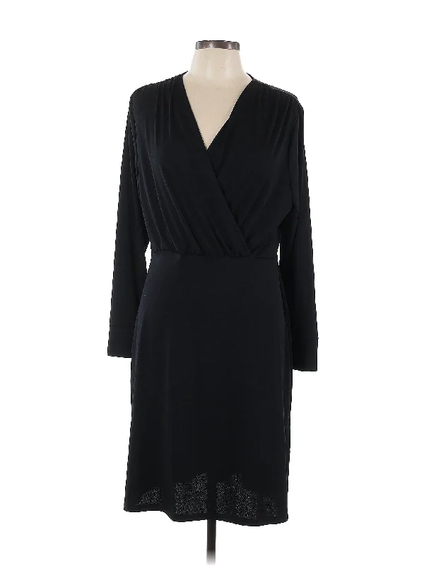 Cocktail dress with open back for modern look -Cocktail Dress
