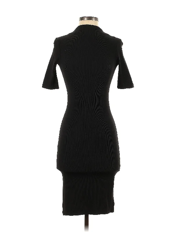 Cocktail dress with tulle bodice for feminine touch -Cocktail Dress