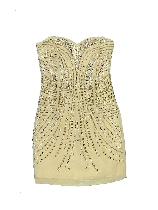 Cocktail dress with pleats for a sleek look -Cocktail Dress