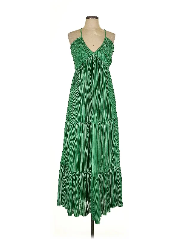Cocktail dress with cap sleeves for soft look -Cocktail Dress