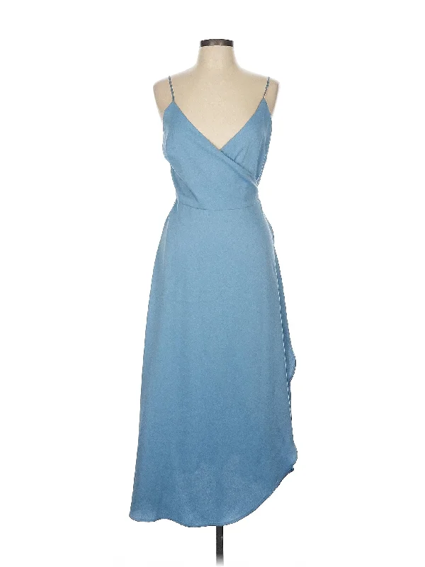 Cocktail dress with ruched sleeves for stylish flair -Cocktail Dress
