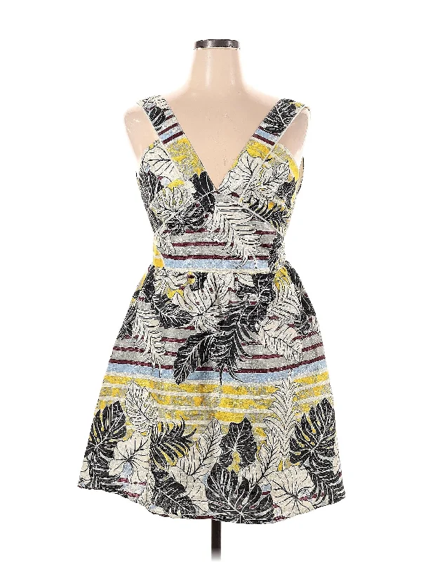 Cocktail dress with layered chiffon for elegance -Cocktail Dress