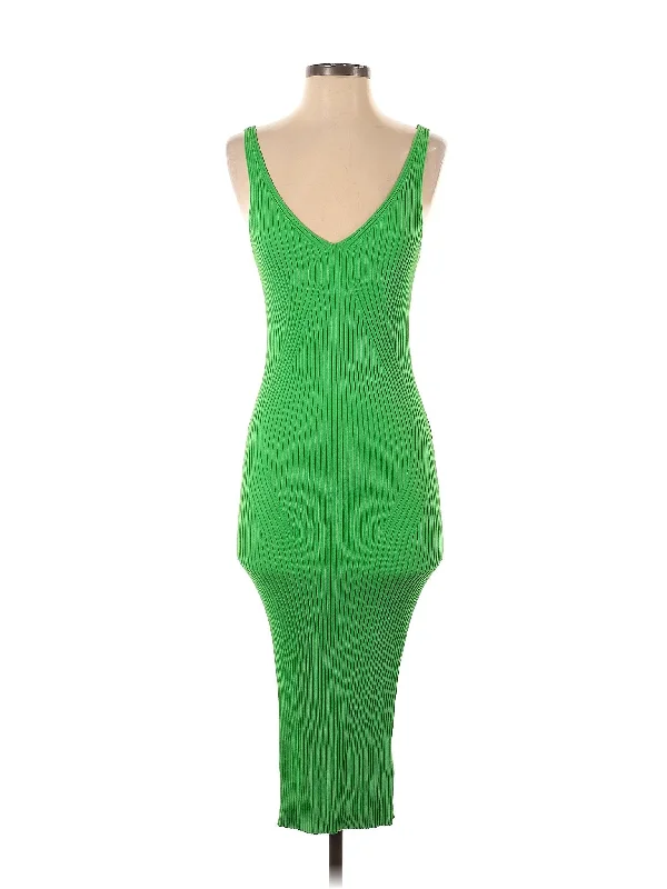 Cocktail dress with boat neck for chic elegance -Cocktail Dress