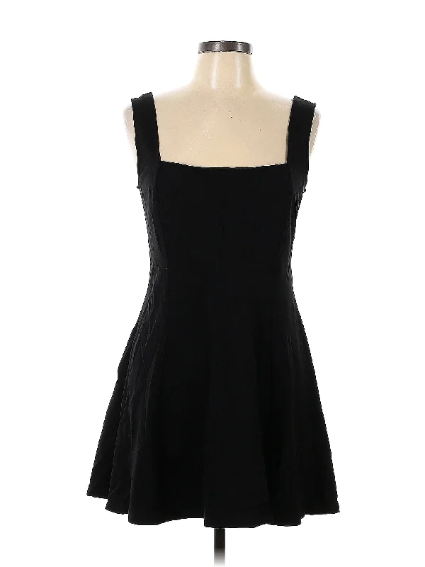 Floral cocktail dress for spring event -Cocktail Dress