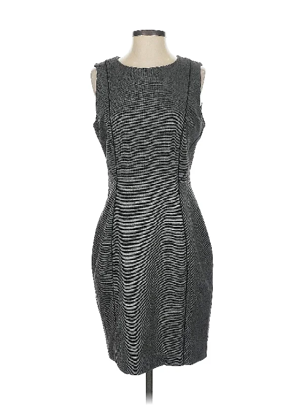 Cocktail dress with fitted waist for flattering fit -Cocktail Dress