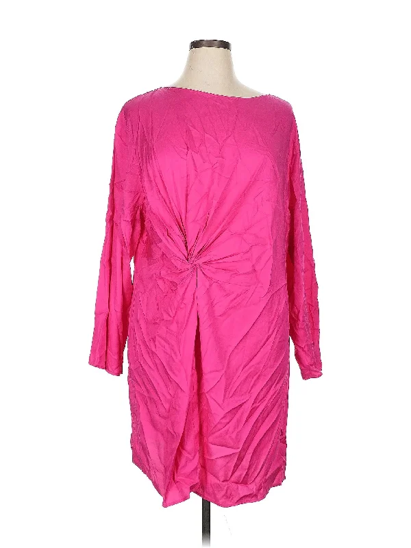 Cocktail dress with layered skirt for volume -Cocktail Dress