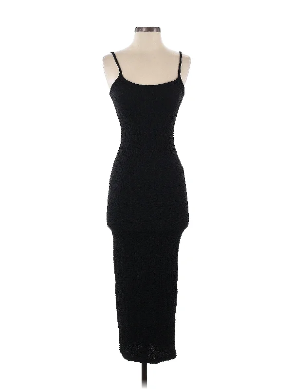 Cocktail dress with open back for modern look -Cocktail Dress