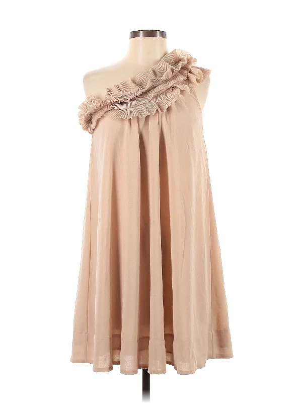 Cocktail dress with pockets for convenience -Cocktail Dress