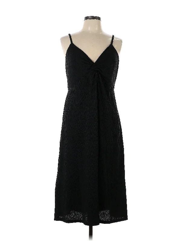 Cocktail dress with sequins for glamour -Cocktail Dress