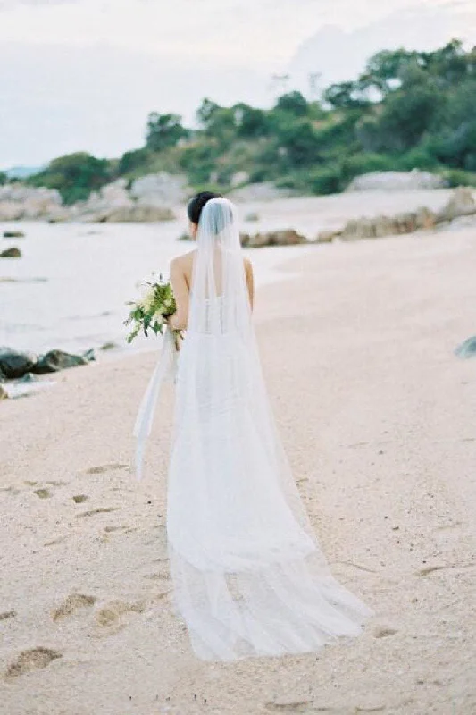 Elegant wedding dress with keyhole back for unique style -90 Inches Ivory Wedding Veils Chapel Length Cut Edge Veils WV12 Elegant wedding dress with keyhole back for unique style -90 Inches Ivory Wedding Veils Chapel Length Cut Edge Veils WV12