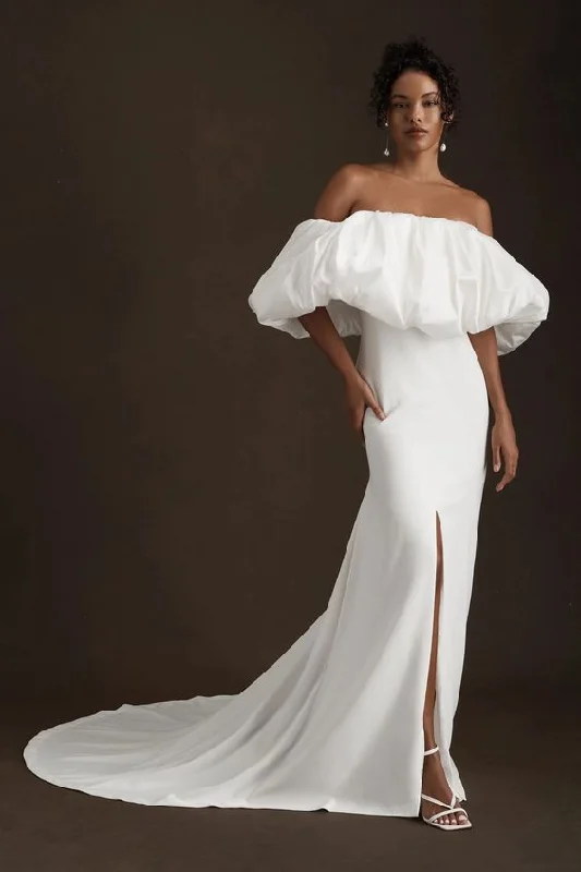 Wedding dresses with ruched bodice for flattering fit -BHLDN Carly Cushnie Lynne Gown Wedding dresses with ruched bodice for flattering fit -BHLDN Carly Cushnie Lynne Gown