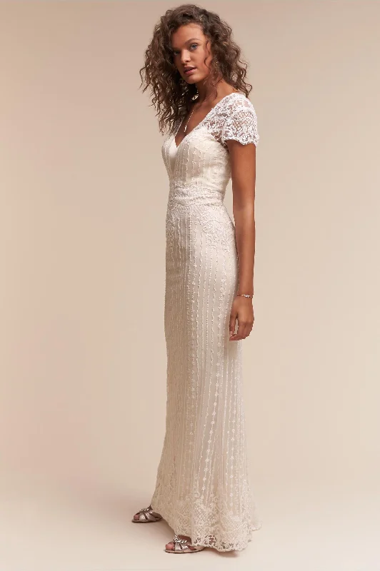 Off-the-shoulder wedding dress for romantic bridal look -BHLDN Catherine Deane Selah Gown Off-the-shoulder wedding dress for romantic bridal look -BHLDN Catherine Deane Selah Gown