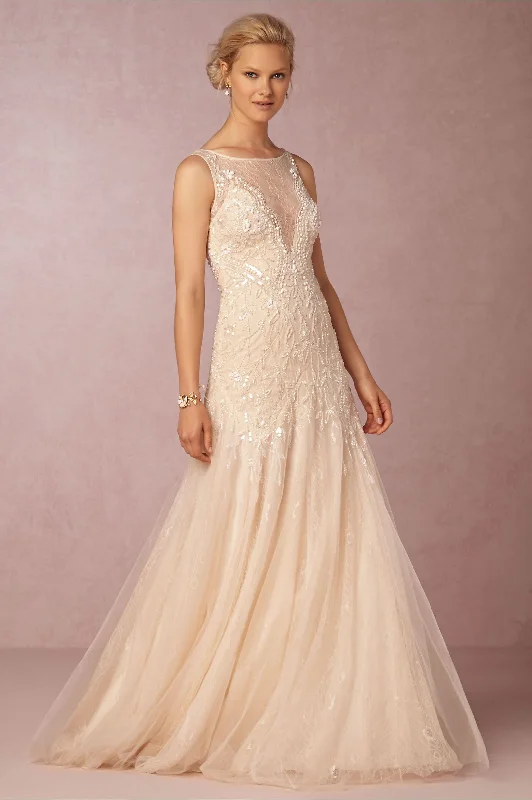 Boho wedding dress with tulle layers for dreamy feel -BHLDN Etoile Josina Gown