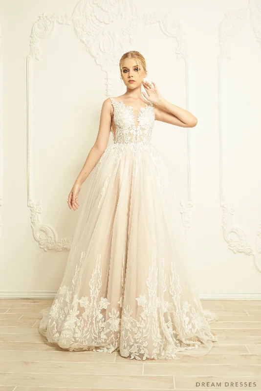 Wedding dresses with flowing train for impact -Lace Ball Gown Wedding Dress (#Kaytie) Wedding dresses with flowing train for impact -Lace Ball Gown Wedding Dress (#Kaytie)