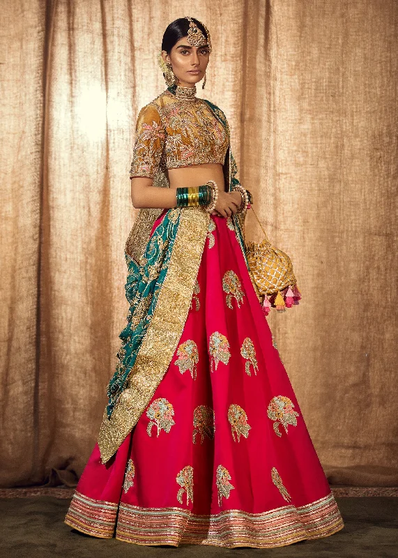 Wedding dress with delicate floral lace back -Pakistani Bridal Wedding Dress Red Lehenga Yellow Choli and blue dupatta Wedding dress with delicate floral lace back -Pakistani Bridal Wedding Dress Red Lehenga Yellow Choli and blue dupatta