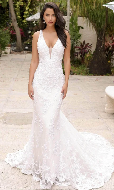 Wedding dress with romantic lace accents -Primavera Couture 11109 - Sleeveless Wedding Dress Wedding dress with romantic lace accents -Primavera Couture 11109 - Sleeveless Wedding Dress
