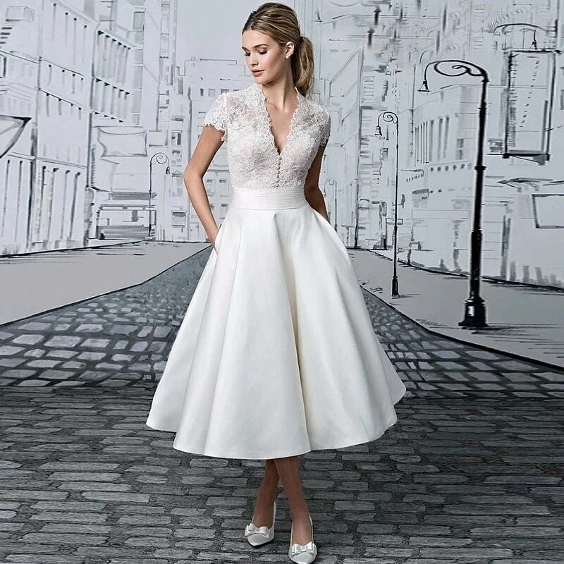 Princess Short Wedding Dresses 2021 Tea-Length Cap Sleeve V-Neck Lace Appliques Button Elegant A-Line Satin Civil Vintage Princess Short Wedding Dresses 2021 Tea-Length Cap Sleeve V-Neck Lace Appliques Button Elegant A-Line Satin Civil Vintage