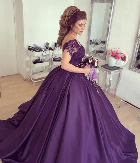 Purple Lace V-neck Cap Sleeves prom Wedding Dresses Ball Gowns For Bridal Parties cg3554 Purple Lace V-neck Cap Sleeves prom Wedding Dresses Ball Gowns For Bridal Parties cg3554