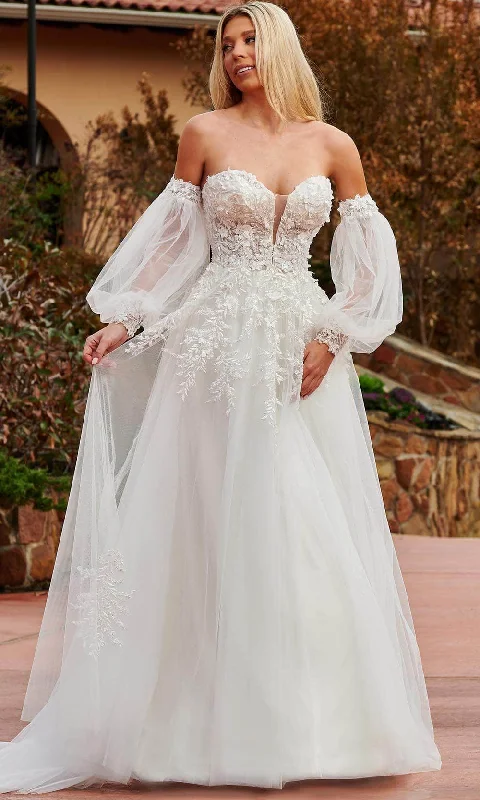Wedding dress with plunging neckline for bold style -Rachel Allan Bridal Rb2160 - Detachable Puff Sleeves Bridal Gown Wedding dress with plunging neckline for bold style -Rachel Allan Bridal Rb2160 - Detachable Puff Sleeves Bridal Gown