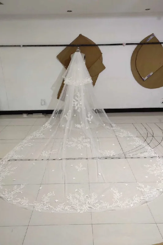 Mermaid-style wedding dress for glamorous bridal look -Two Tiers Ivory Lace Appliqued Tulle Wedding Veils, Bridal Veil WV21 Mermaid-style wedding dress for glamorous bridal look -Two Tiers Ivory Lace Appliqued Tulle Wedding Veils, Bridal Veil WV21