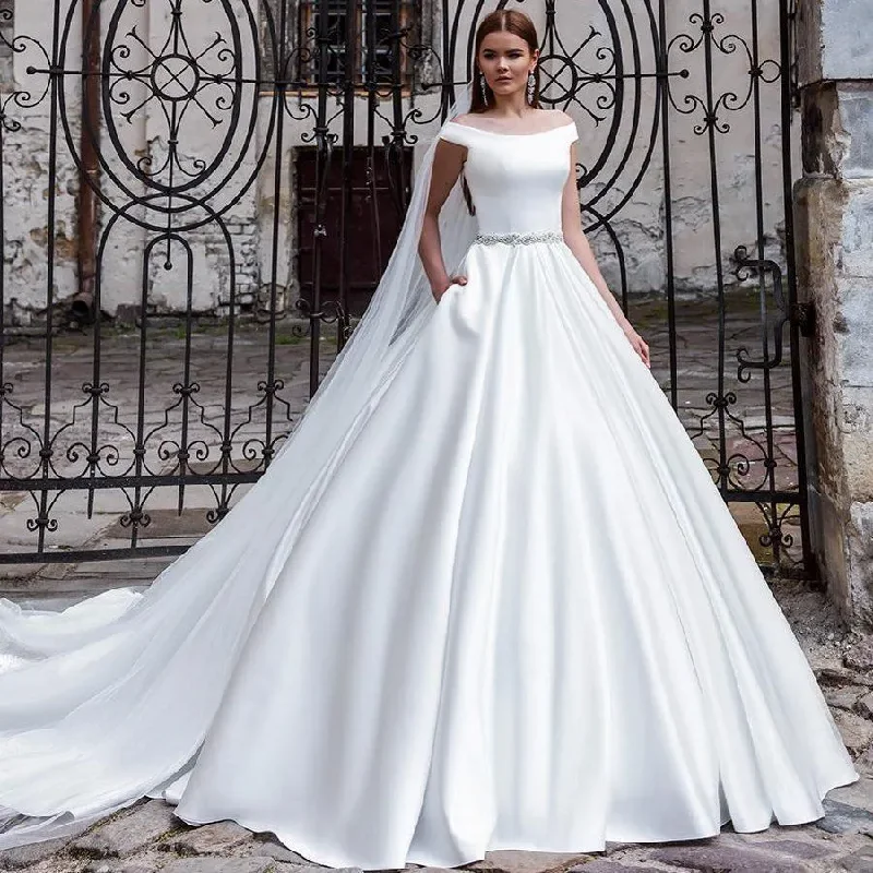 Women Elegant Solid Color Short Sleeves Off-The-Shoulder Satin Sweep Length Wedding Evening Dress Women Elegant Solid Color Short Sleeves Off-The-Shoulder Satin Sweep Length Wedding Evening Dress